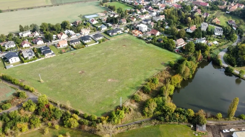 Stavební pozemky Čelákovice z dronu